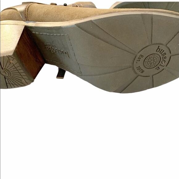 Bussola Reikiavik Taupe Suede Booties - Picture 8 of 10